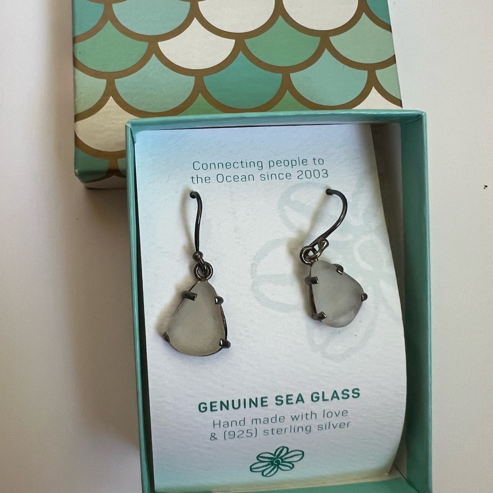 New Betty Belts 925 Genuine Sea Glass Earrings